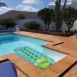 Villa Lucky - Heated Pool Mácher
