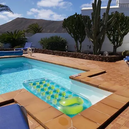 Villa Lucky - Heated Pool Mácher