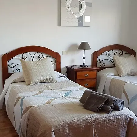 Lucky - Heated Pool Mácher